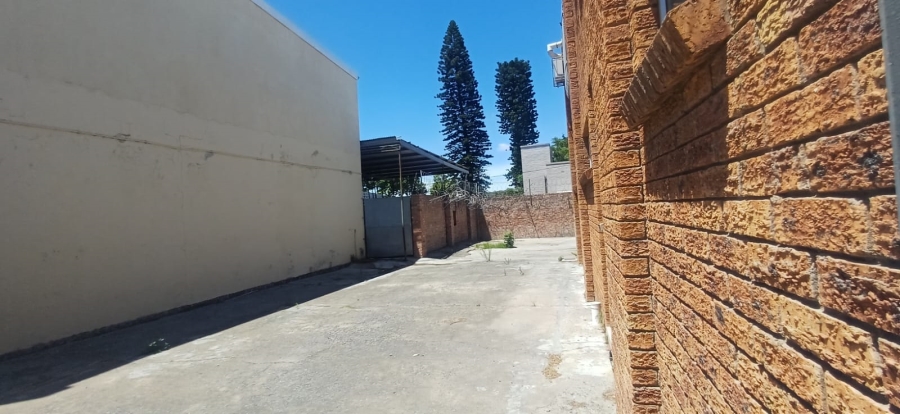 To Let commercial Property for Rent in Klipkop Western Cape